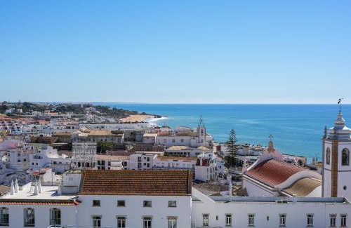 Albufeira Old Town Apartment | Bay View Modern Apartment