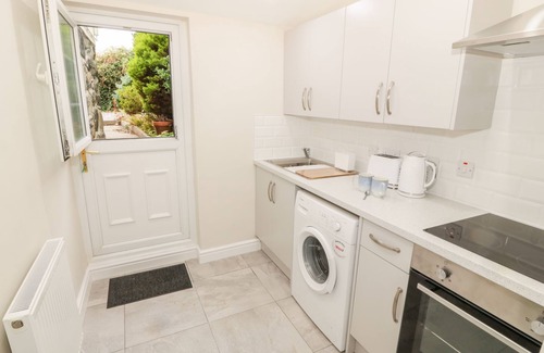 Criccieth Cottage | BAY VIEW, pet friendly, character holiday cottage in Criccieth