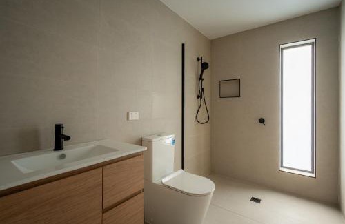 Dover House | Bay View Retreats- Ocean mist