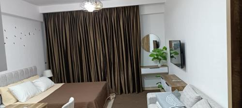Village Road Apartment | Bay View sahl hasheesh studio apartment