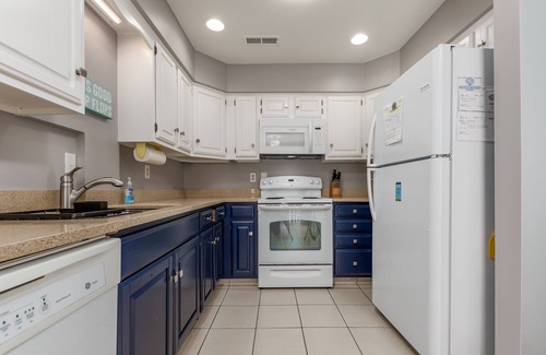 Dewey Beach House | BAY VIEWS! WALK TO RESTAURANTS & NIGHTLIFE! 203 ANCHOR WAY, DEWEY BEACH, DE
