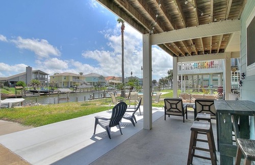 Rockport House | Baydreamer Vacation Home With Private Pool by Redawning