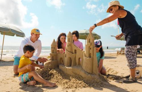 South Padre Island House | Bayfront condo with water view & boat slips!
