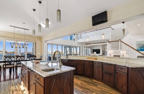 Ocean View House | Bayfront Retreat | Sleeps 16 | Pool + Beach Access
