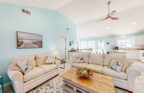 Dauphin Island House | Bayfront retreat with lovely views, a screened porch & beach access