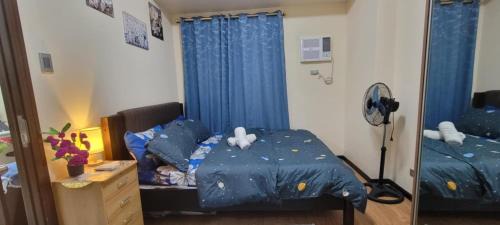 Pasay Apartment | Bayfront Staycation at The Radiance Manila Pet-Friendly, Pool & Gym near Airport, MOA, Star City & Manila Bay Views