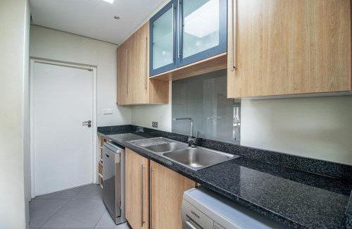 Sunset Beach House | Bayhill Terrace 17 by CTHA