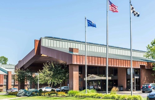 Southport Hotel | Baymont by Wyndham Indianapolis South