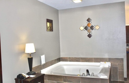 Anderson Hotel | Baymont by Wyndham Anderson