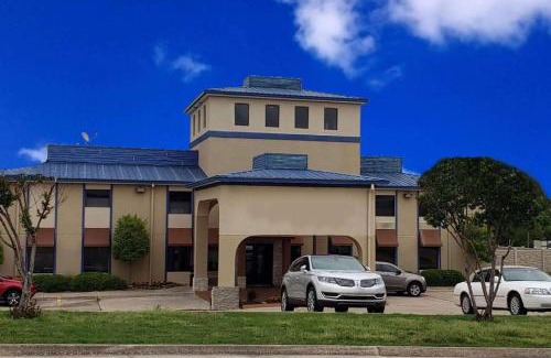 Ardmore Hotel | Baymont by Wyndham Ardmore I-35