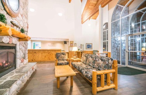 Baxter Hotel | Baymont by Wyndham Baxter Brainerd Area