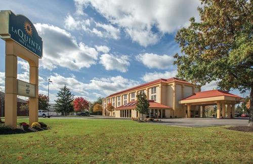 Canton Hotel | Baymont by Wyndham Canton