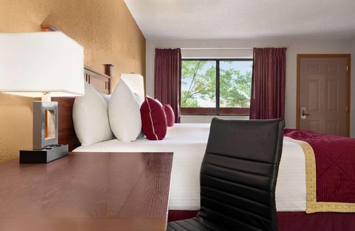 Cortez Hotel | Baymont by Wyndham Cortez