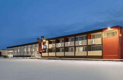 Edson Hotel | Baymont by Wyndham Edson