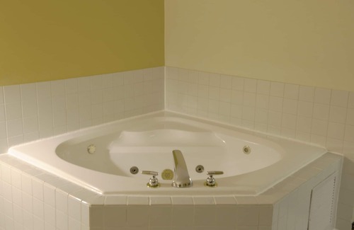 Mason Hotel | Baymont by Wyndham Mason