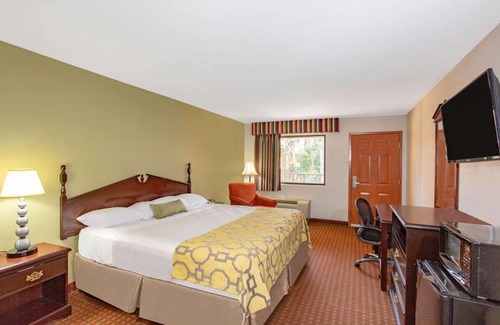 Midway Hotel | Baymont by Wyndham Midway