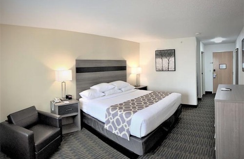 Paw Paw Hotel | Baymont by Wyndham Paw Paw