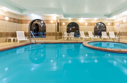 Perryton Hotel | Baymont by Wyndham Perryton