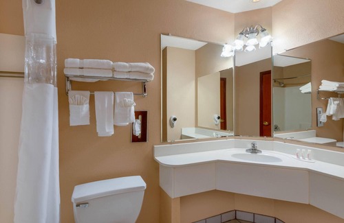 Plainfield Hotel | Baymont by Wyndham Plainfield/Indianapolis Arpt Area