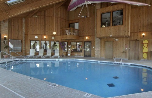 Whitewater Hotel | Baymont by Wyndham Whitewater