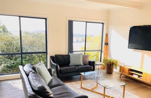 St Helens House | Bays rest - a cosy haven with lovely views of the bay
