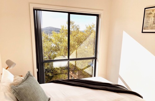 St Helens House | Bays rest - a cosy haven with lovely views of the bay