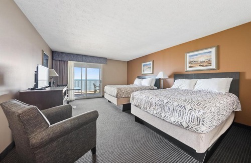 Put-in-Bay Hotel | BayShore #336