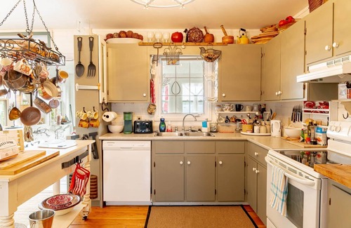 Corran Ban House | Bayside Breeze with Beach Access