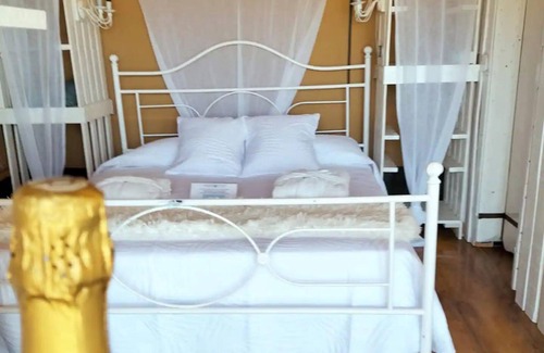 Guatiza RV Rental | Bayside | Camping luxury tent - romantic getaway