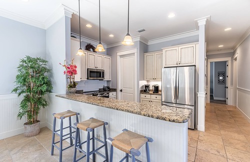 Sandestin House | Bayside Gated Resort ~ Screened Porch ~ Golf Cart 6-Seat ~ Community Pool