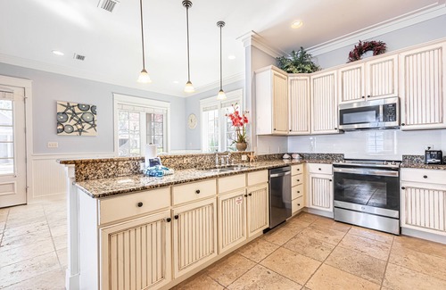 Sandestin House | Bayside Gated Resort ~ Screened Porch ~ Golf Cart 6-Seat ~ Community Pool