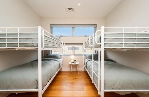 Rye Apartment | Bayview Bliss Beachfront Escape Rye