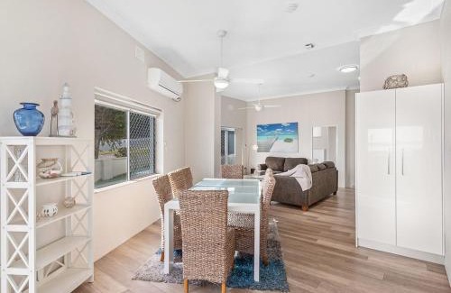 Nelson Bay Apartment | Bayview Towers Unit 13 Victoria Parade 15