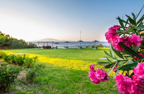Amoudi Apartment | BAYWATCH 6 right on the water