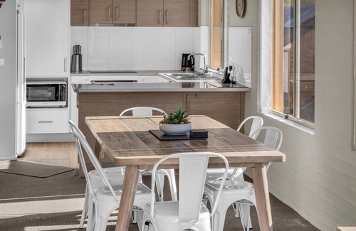 Merimbula Apartment | Baywatch Apartments Merimbula- 2 bedroom with beautiful views