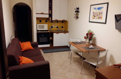 Castellammare Apartment | BB45 LT - Palermo Center