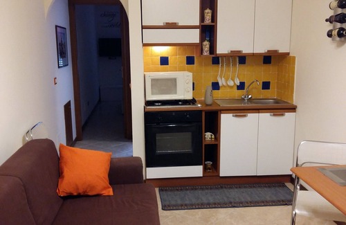 Castellammare Apartment | BB45 LT - Palermo Center
