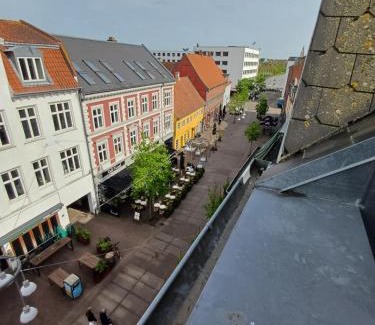 Hjørring Apartment | BBBudget room in a central location with free parking