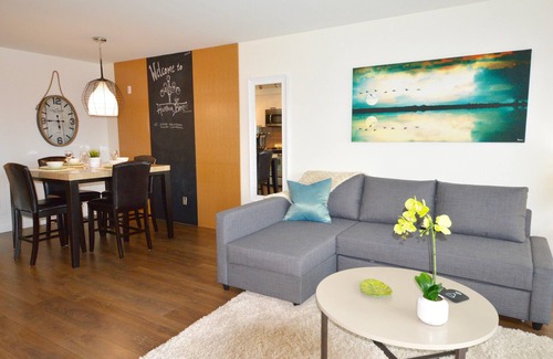 Downtown Victoria Condo | Be close to Chinatown when you are in the Union building
