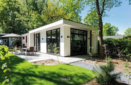 Beekbergen-Zuid Resort | BE Deluxe 4 people - Two Bedroom Resort, Sleeps 4