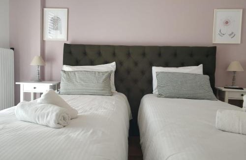 Thissio Hotel | Be My Guest Athens