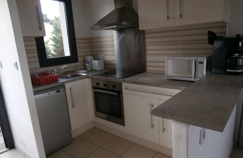 Bravone Apartment | Beach<100m.Air conditioning.Swimming pool.Private parking. Opt Wifi, car, bike. No. of activities