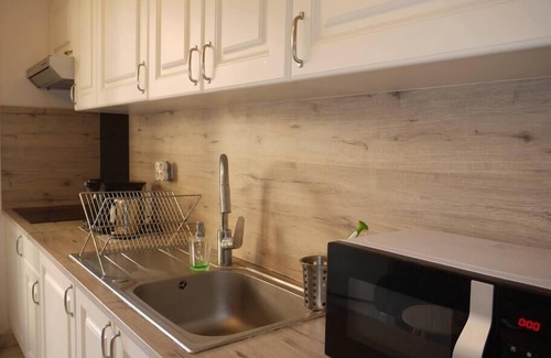 Gambetta Apartment | Beach - a modern studio flat in central Nice