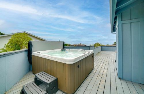 Manchester House | Beach Access and Hot Tub Coastal Gem in Manchester