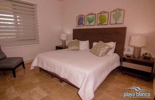 San Carlos Apartment | Beach and Ocean View Playa Blanca Condo