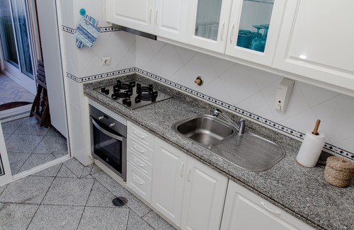 Canidelo Apartment | Beach apartment with sea view only 15 minutes away from Porto center and 100mts