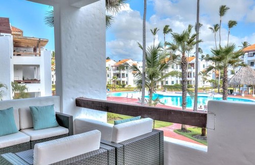 Bavaro Apartment | Beach Apartment 10mbps internet and Smart TVs