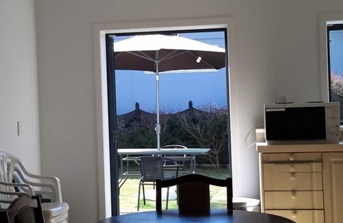 Whangamata House | Beach at your front door