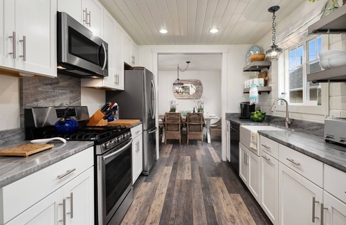 Downtown Cannon Beach House | Beach Blessing Summar