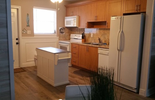 Pompano Beach Cottage | Beach block cottage with putting green, Everything needed for a great vacation.